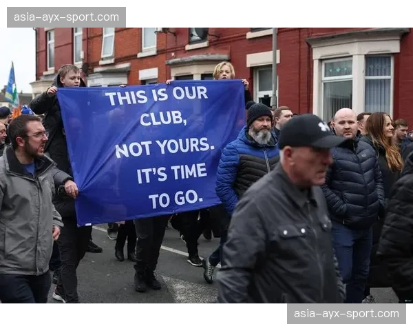 埃弗顿新球场布拉姆利-摩尔码头球场宣布将于2026-27赛季正式启用